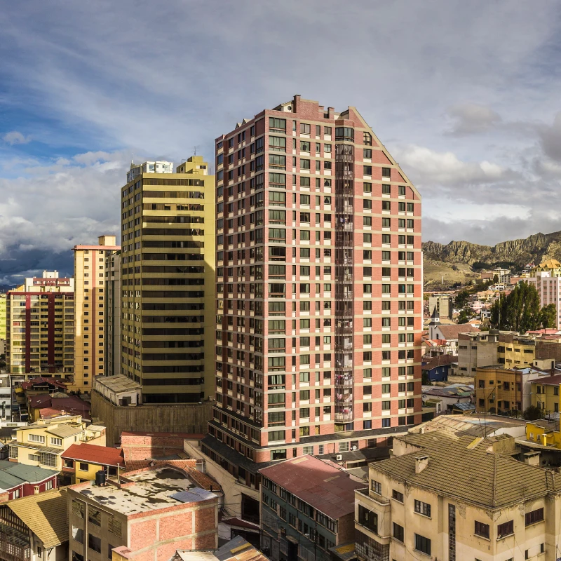 view-of-down-town-la-paz-bolivia-south-america-2025-04-04-22-36-09-utc.webp